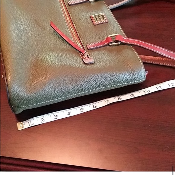 Handbag - Picture 9 of 10